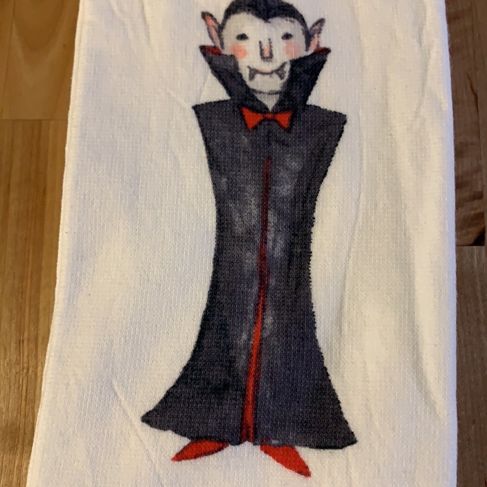 Rae Dunn “SPOOKY” “BOO” 2 Piece Kitchen Towel Set NWT - Picture 6 of 11
